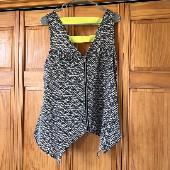 Flowy Buckle Tank Top - Picture 1 of 6